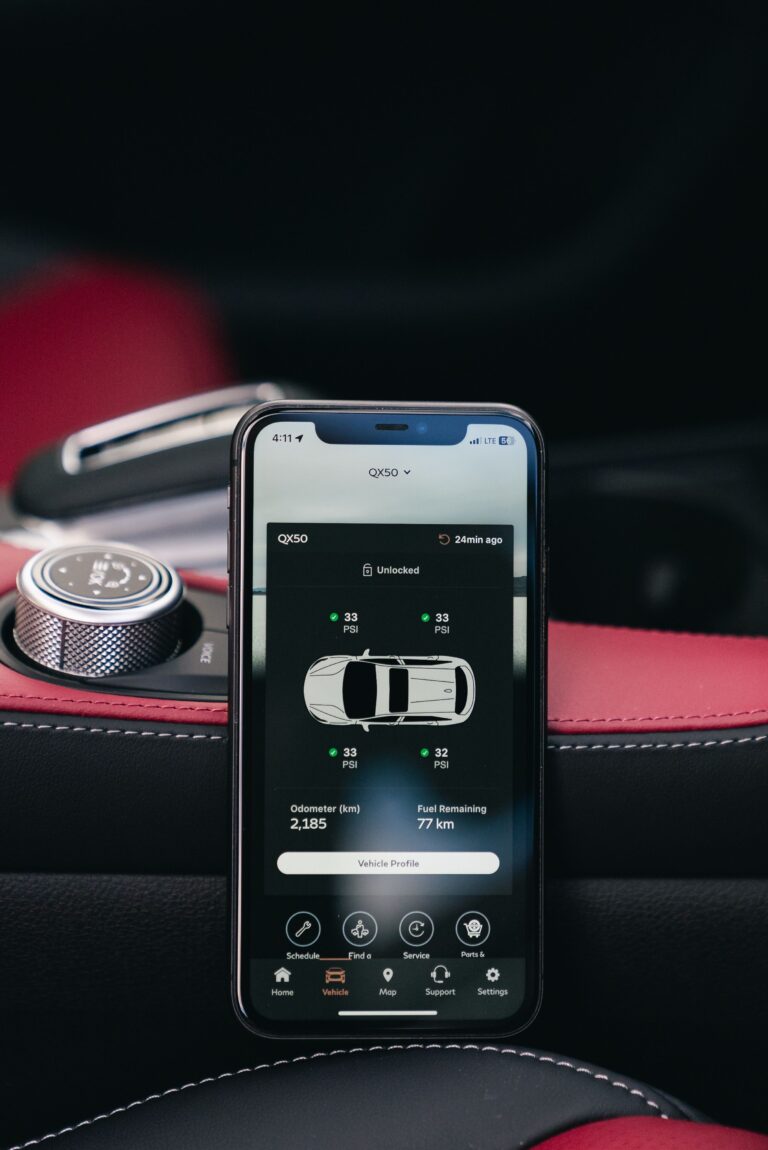 connected-car-vehicle-data-smartphone.jpg
